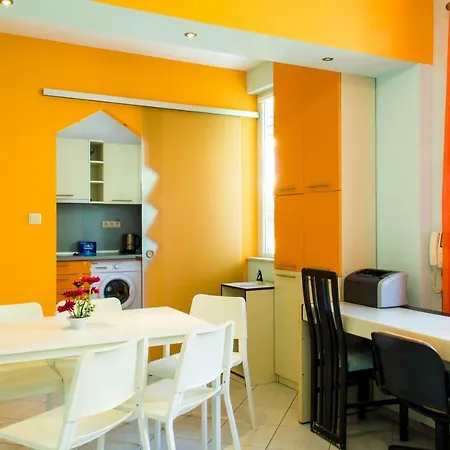 Elegance Luxury Apartment *
